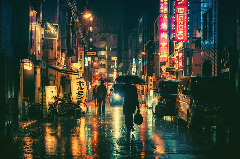 टोक्यो की रात की सड़कों